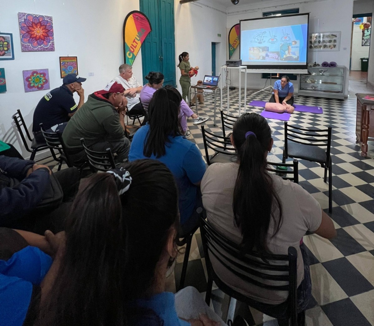 Personal de Tránsito se capacitó en RCP y primeros auxilios